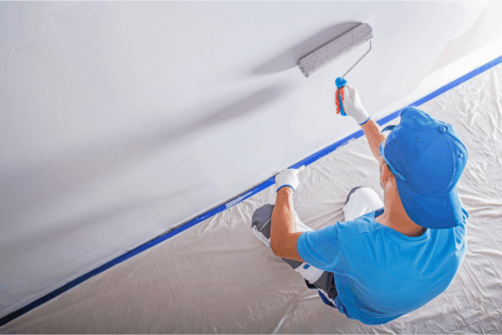 a man wall painting service