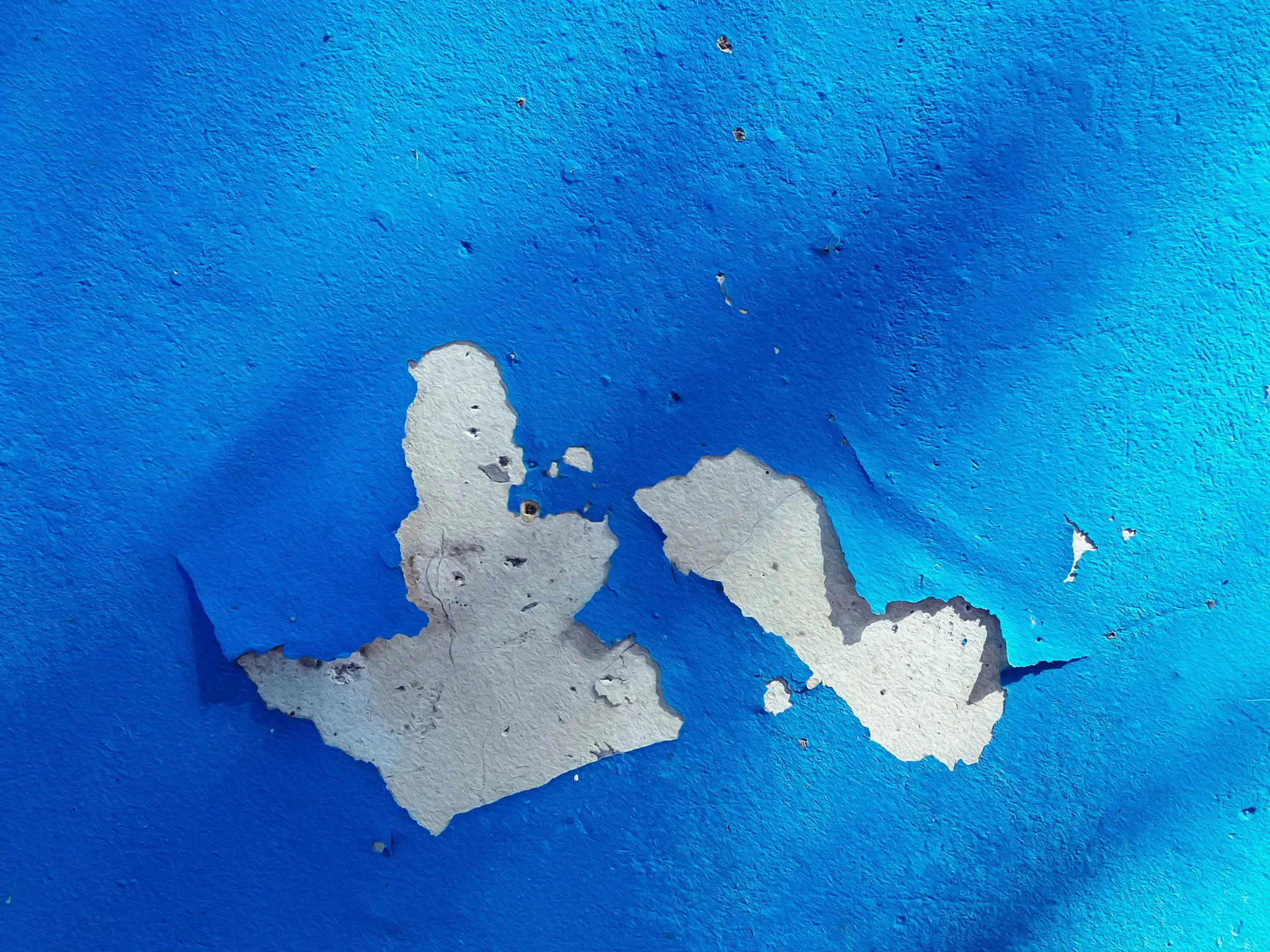 repairing paint wall